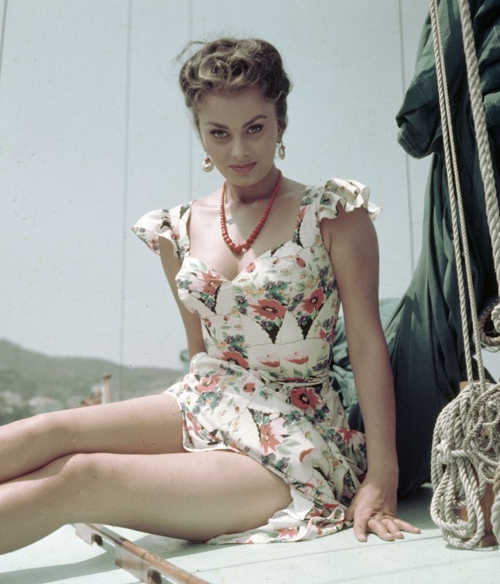 Before Hollywood came calling, Sophia Loren lit up the Italian coast with a scandal no one saw coming… What really happened in Sorrento in 1955?