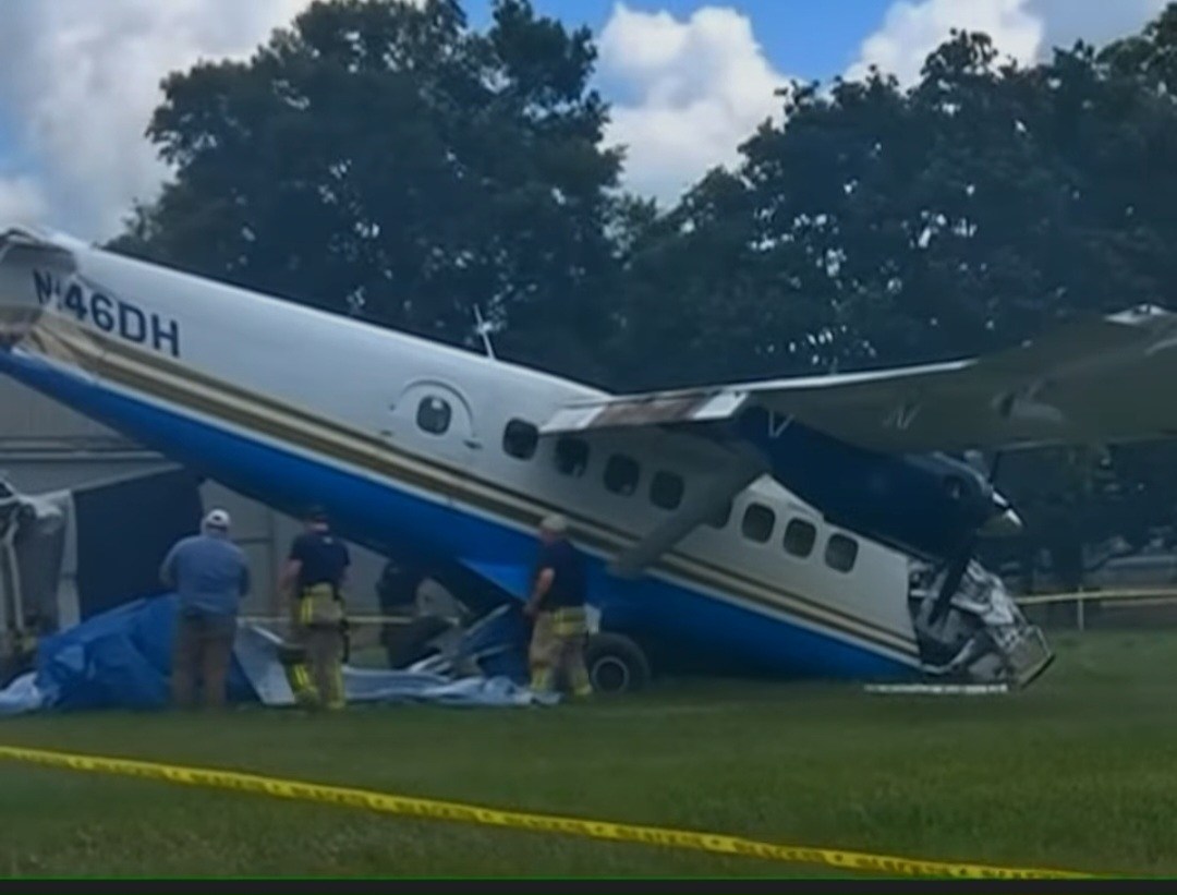 Authorities Respond to Plane Crash in Tullahoma, Tennessee
