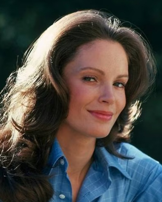 Jaclyn Smith, 77, looks as fresh as she did in her twenties while wearing a winter white dress