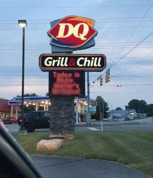Wisconsin Dairy Queen’s Holiday Sign Sparks National Conversation