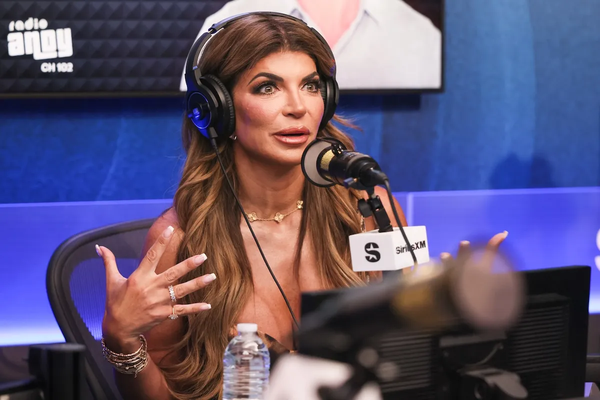 BREAKING: Teresa Giudice declares bankruptcy and abruptly leaves RHONJ in vulgar, emotional post, calling it all because of “that bastard” and leaving fans stunned